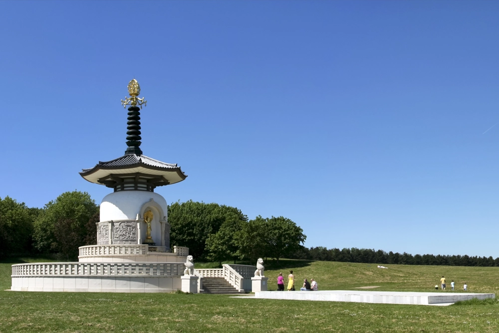 Minibus hire Milton Keynes